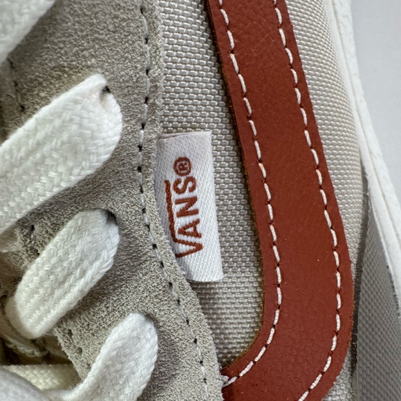 Vans Exo Men 9.5M Tan/Burnt Orange Sneaker - Picture 4 of 6